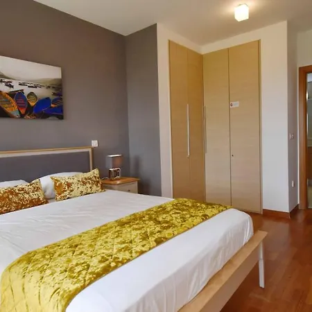 3 Bedroom Thalia With Hot Tub And Sea View, Aphrodite Hills