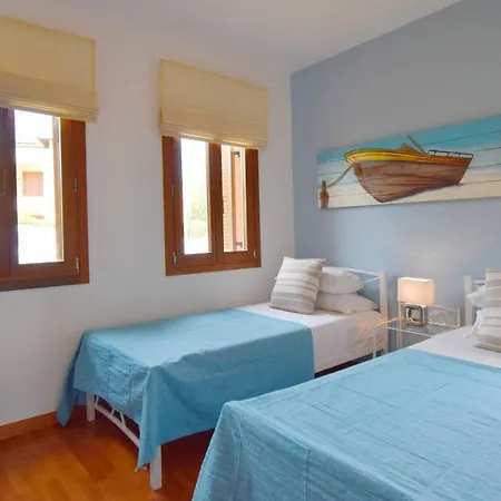 3 Bedroom Thalia With Hot Tub And Sea View, Aphrodite Hills Appartement