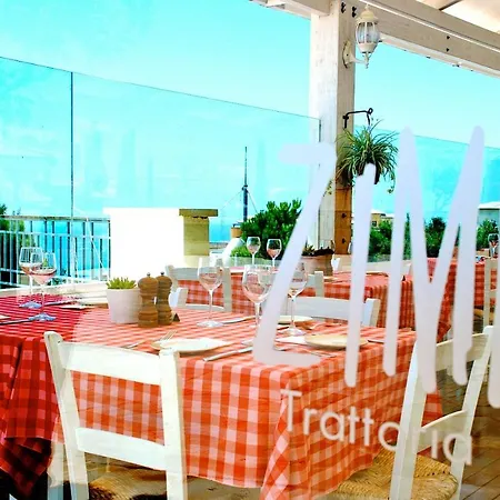 Apartment 3 Bedroom Thalia With Hot Tub And Sea View, Aphrodite Hills *