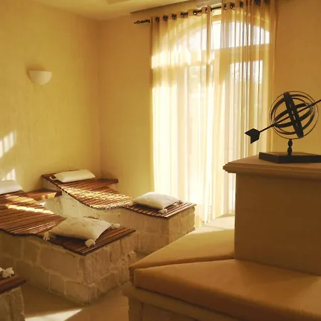 Appartement 3 Bedroom Thalia With Hot Tub And Sea View, Aphrodite Hills *