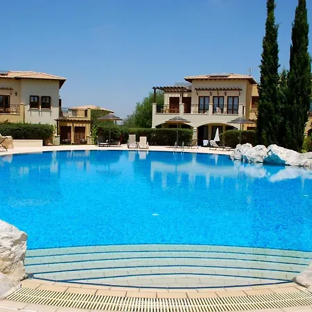 3 Bedroom Thalia With Hot Tub And Sea View, Aphrodite Hills * Kouklia